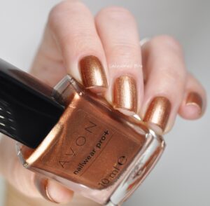 AVON Lak na nehty Hollywood - Rosie Gold